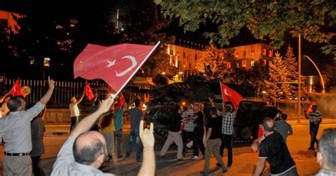 Turquia Eleva Para N Mero De Mortos Em Tentativa De Golpe