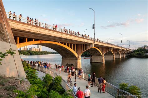 Ann W Richards Congress Avenue Bridge Guide To Austin Architecture