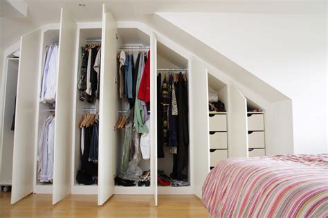 Myfittedbedroom offer a range of designer and bespoke fitted bedrooms, click as fitted bedroom furniture suppliers we build every design to order, so no two bedrooms are ever the same, take a look at a small selection of fitted. Contemporary fitted wardrobes for loft bedroom - JOAT ...