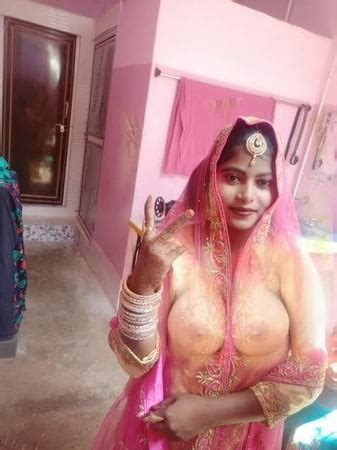 Desi Bhabhi And Girls Nude Pic 49 Pics XHamster