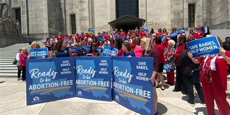 Pro Life Advocates Rally On La State Capitol Steps