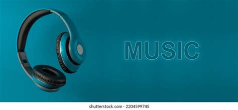 3944 Turquoise Headphones Images Stock Photos And Vectors Shutterstock