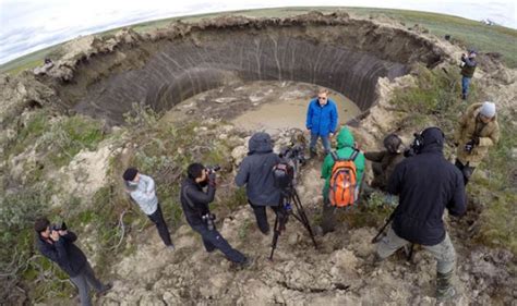 Video Mysterious Huge Hole In Siberia Turned Into Lake Geoengineer Org