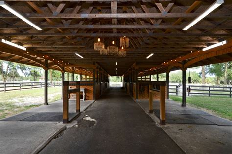 Luxury Equestrian Estate With 12 Stall Barn 5 Paddocks And 150x250