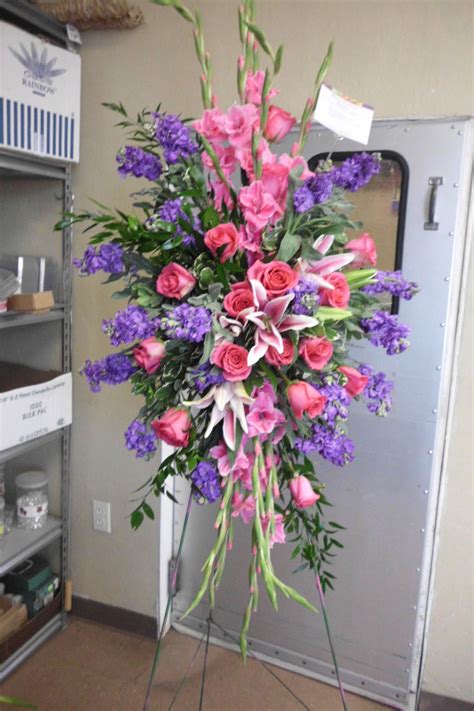 Flower Arrangements For Funerals Pictures