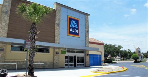 In the Know: Aldi grocery store opens Aug. 9 in East Naples
