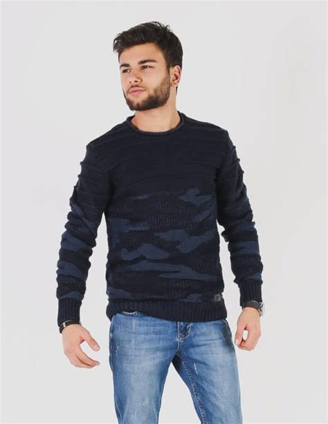 Men's fall winter fashion 2018 men's style trends outfit for men essential winter collection ! Men's Fashion 2019: Menswear Trends 2019 and Adorable ...