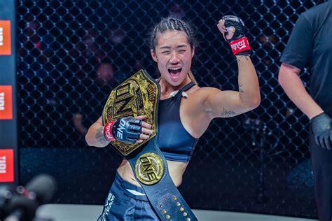 Angela Lee Retains Atomweight World Title With Heroic Performance Against Stamp Fairtex