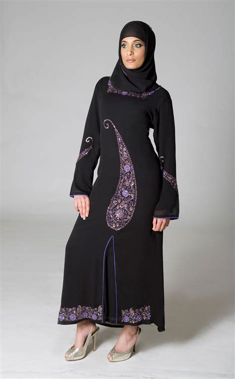 Abayas In Dubai Latest Fashion Trends