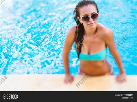 Beautiful Tanned Sexy Image And Photo Free Trial Bigstock