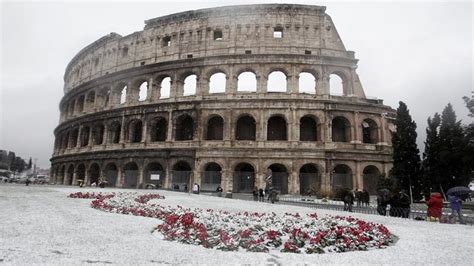 Snow In Rome Italy For 1st Time Youtube