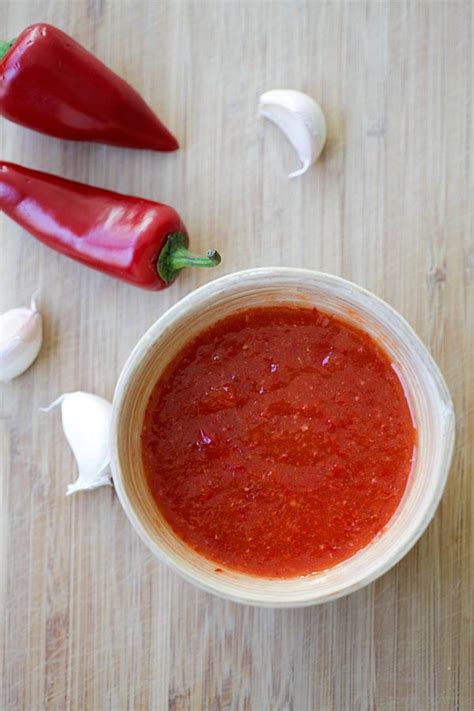 Here is a collection of homemade hot sauce recipes that highlight chili peppers of all types, from mild to the hottest of the hot, with different styles, ingredients and levels of heat. Homemade Sweet Chili Sauce | Easy Delicious Recipes