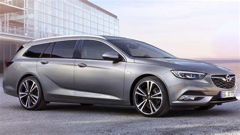 Jaunajai insignia sports tourer iz uzlabota efektivitāte un tā ir aprīkota ar novatorisko intellilux led® pixel light1. Opel Insignia Sports Tourer (2019-2020) цена и ...