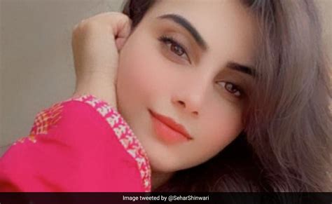 Pakistani Actress Sehar Shinwari Wows To Have Dinner With Bangladeshi Cricketer If They Defeat