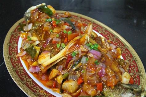 Resepi kali ini kak chaq masak asam pedas ikan siakap. Ikan Siakap Masak 3 Rasa | Malaysian food, Recipes, Fish ...