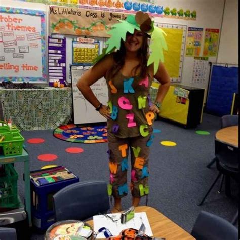 31 Amazing Teacher Halloween Costumes Teacher Halloween Costumes