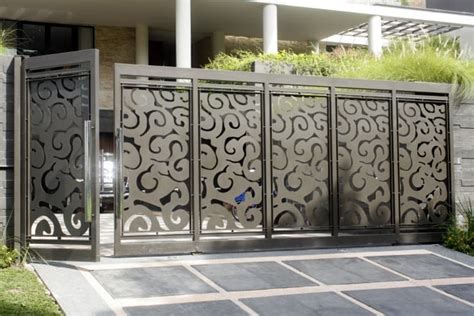 Check spelling or type a new query. 6 Gambar Inspirasi Model Pagar Rumah Mewah dengan Laser ...