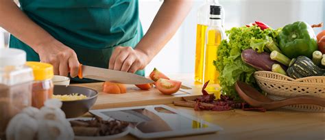 Prevent injuries and accidents so you can enjoy your time cooking and baking. Home Kitchen Safety Tips: A Complete Checklist | Zameen Blog