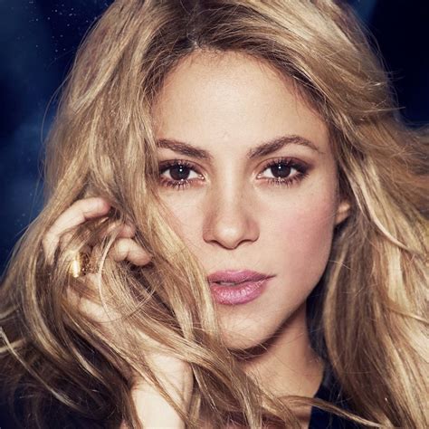 Shakira isabel mebarak ripoll was born on february 2, 1977, in barranquilla, colombia. Shakira Premieres New Music Video For, "Nada". Watch Now ...