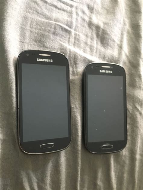 Two Old Samsung Phones For Sale In Corona Ca Offerup