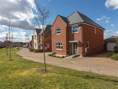4 Bed Detached House For Sale In Fleece Close Andover Sp11 Zoopla