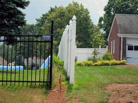 Neighbors And Fence Dilemma Resetera
