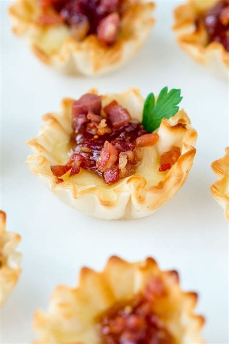 The Easiest Appetizer For Parties I Love Making These Baked Brie Bites