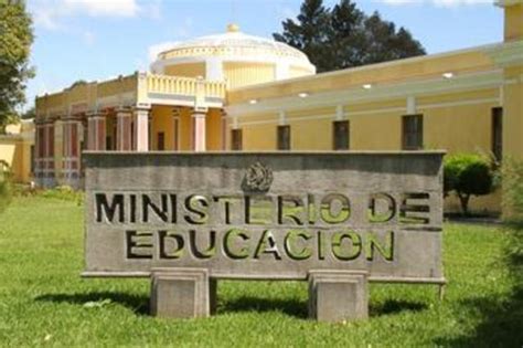 El presente sitio pretende constituirse en el medio de difusión de todas las instancias de formación y perfeccionamiento a distancia a través de internet del ministerio de. Reforma Educativa Guatemala timeline | Timetoast timelines