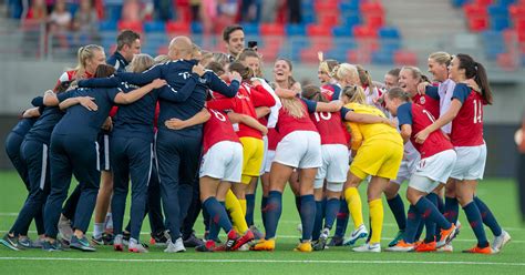 Hebben te veel gemeen om. Het WK-voetbal voor vrouwen gaat van start (zonder België ...