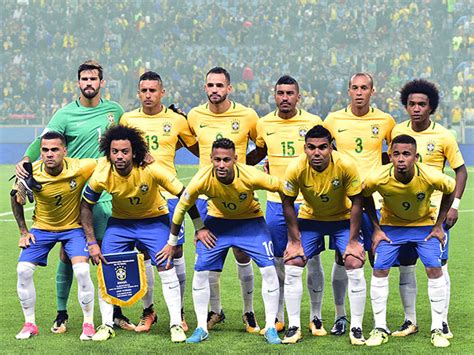 Plantilla del brasil temporada 2005/2006. La sorpresa en la convocatoria de la Selección de Brasil