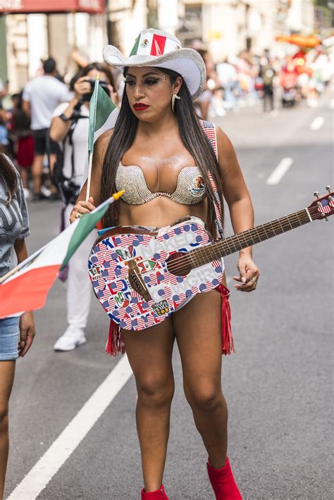 L1020067 85mm Mexican Day Parade Nyc 2022 Leica Sl2 S Si Flickr