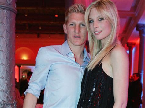 Ana ivanovic weds bastian schweinsteiger for a second time in two days. Bastian Schweinsteiger 2016: dating, smoking, origin ...