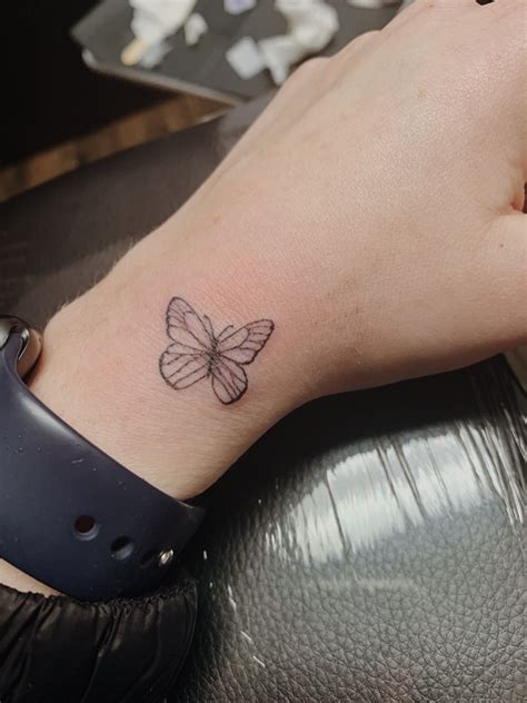 43 Butterfly Tattoos Small Simple Noviyandipainter