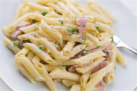 I sprinkled the chicken with garlic powder pepper and poultry seasoning while i cooked it. pates jambon fromage cookeo - votre recette de dîner ...