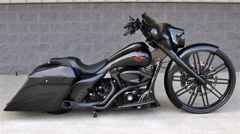 Harley Davidson Street Glide Bagger Custom By The Bike Exchange Youtube