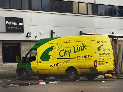 City Link collapse: 2,000 employees to be made redundant on New Year's
