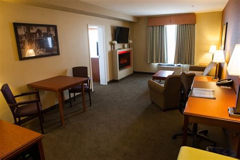 You can streaming executive suite online with pc, mobile, smart tv. Executive Suite - 1 King Bed - Non Smoking: Best Western ...