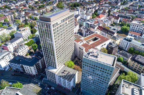 In unserem haus herrscht ein buntes leben. Solargekühltes Gebäude in Frankfurt - architektur-online ...