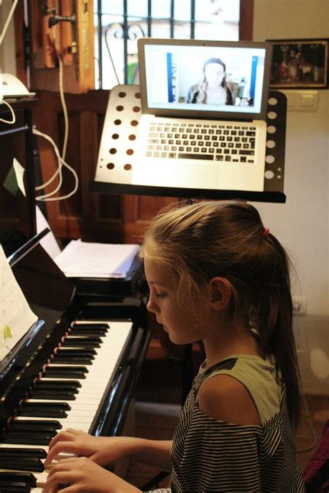 Music to your home brings online music lessons to the comfort of your home with our amazing teachers using video conferencing systems like skype, facetime & more. Free Online Piano Events For Online Music Students