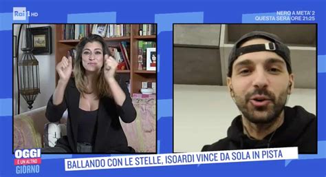 7 maggio 2021 torta pannetta, la ricetta di alessandro capotosti. raimondo todaro elisa isoardi a oggi è un altro giorno ...