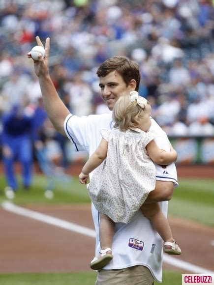 Nwk To Mia Eli Manning And Daughter Ava Celebrate Fathers Day