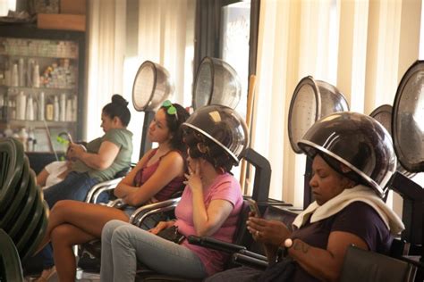 Latinx A Look Inside The Dominican Hair Salon Experience