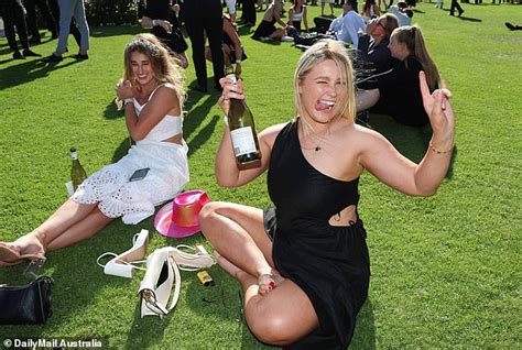 Melbourne Cup Day Why Its No Longer A Crime To Be Drunk In Public At Flemington Racecourse