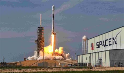 Spacex postpones nasa astronaut launch. SpaceX postponed the launch of the Falcon 9 missile with ...