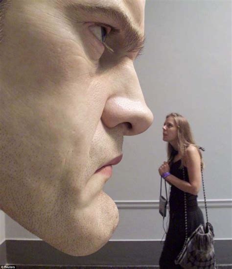 London Artist Ron Mueck Creates Hyper Realistic People Sculptures