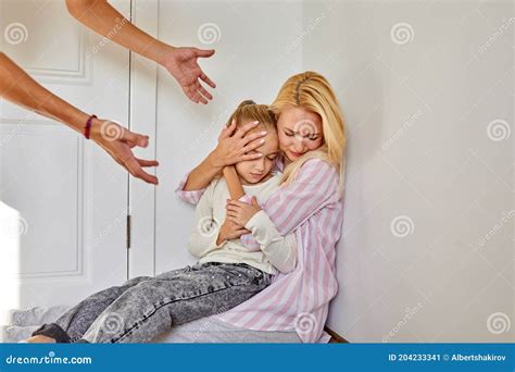 Angry Father Scolds Daughter And Wife Stock Image Image Of Angry