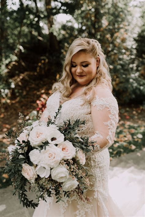 Celebrate and remember the lives we have lost in clarksville, indiana. Pin on Bella Donna`s Wedding Flowers