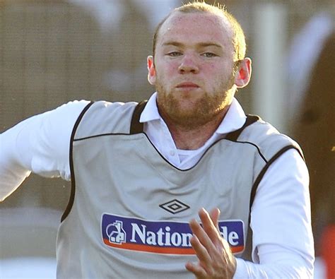 Wayne Rooney Biography - Childhood, Life Achievements & Timeline