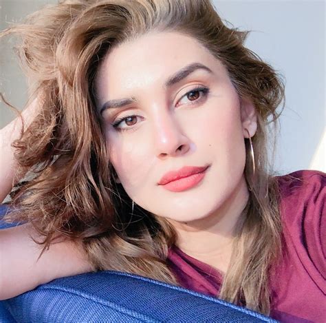 Glorious Morning Pictures Of Kubra Khan The Diva Reviewitpk