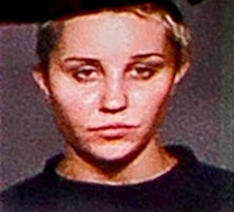Amanda Bynes Claims Her Lawyer Is Getting Her Case Dropped Vows To Sue